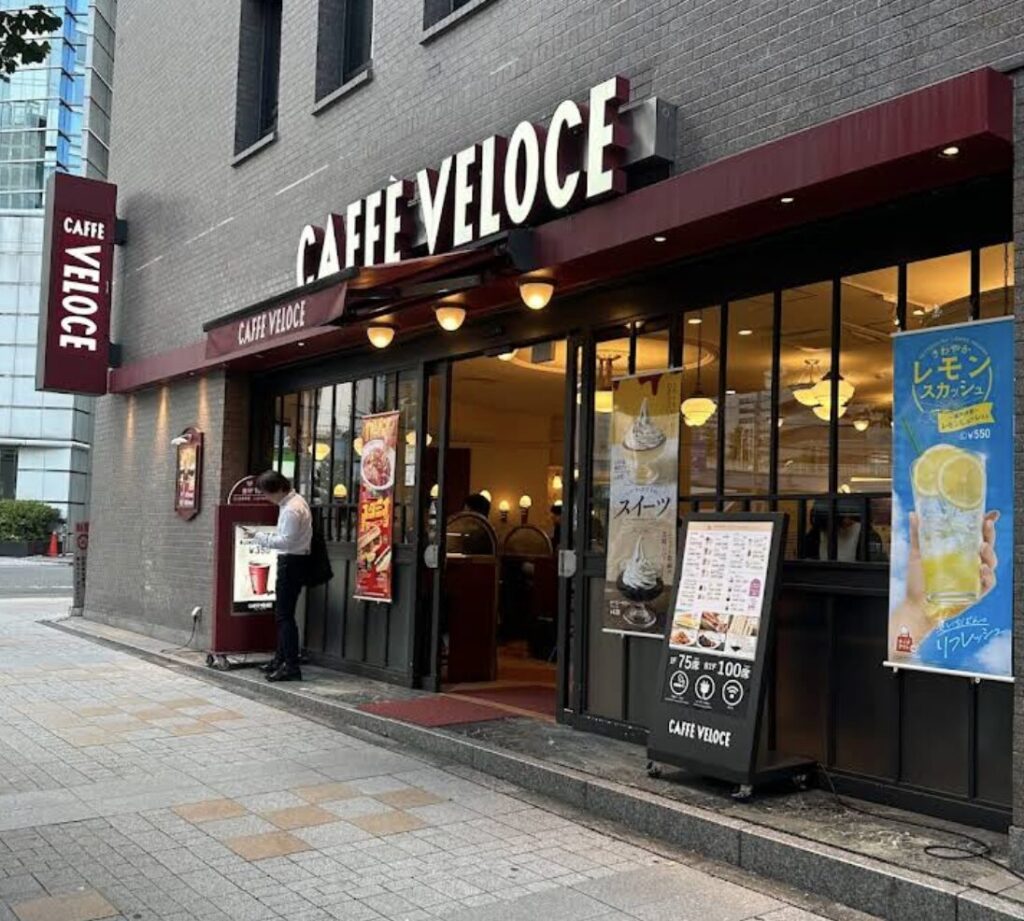 新宿駅西・南口の朝6時から営業のカフェ7選！バスタ近くで時間つぶし