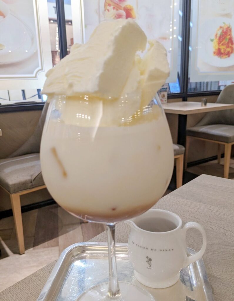 【ル サロンド ニナス新宿】予約なしOK！優雅なアフタヌーンティー