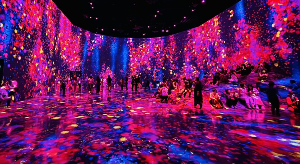 【麻布台ボーダレス】境界のないアートを「探索」する体験