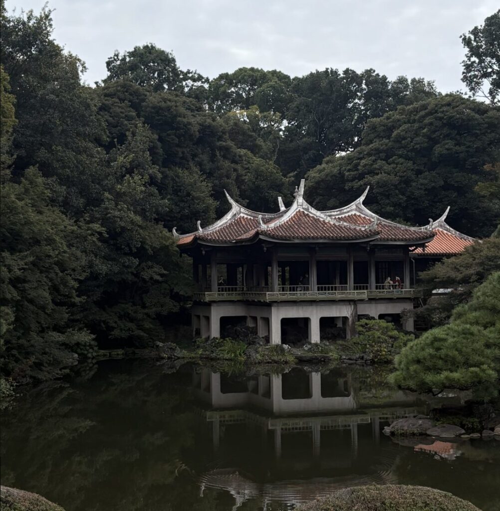 「新宿御苑 心霊」の噂は他所の情報が混ざったファントム・クエリ