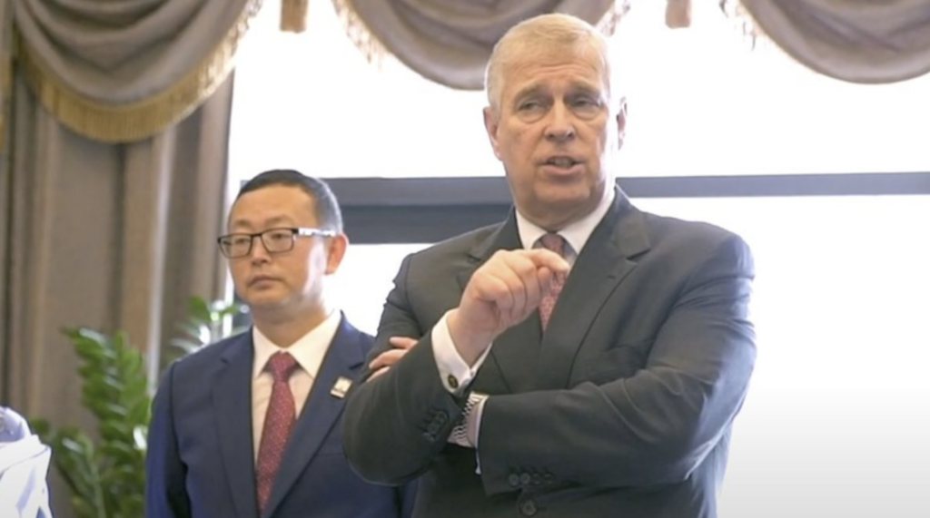 アンドルー王子は何した？BBCインタビューと事件の全貌