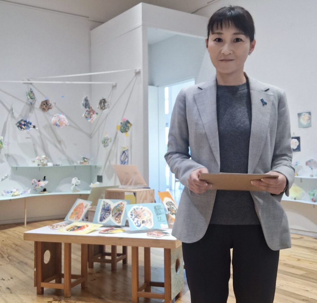 岡村ゆり子を支える「家族」の絆!実姉と愛犬の存在