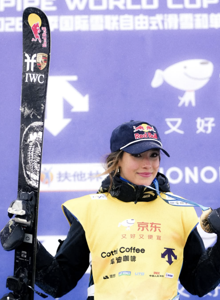 母親・谷燕(Yan Gu)の経歴が異次元!北京大からウォール街の覇者へ