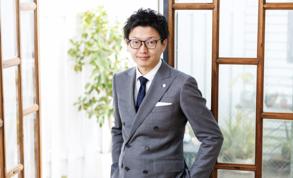 谷本慎二の経歴と学歴！神戸学院大学から退職代行王への道