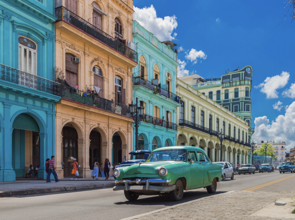 なぜキューバの野球選手は普通に移籍できない？