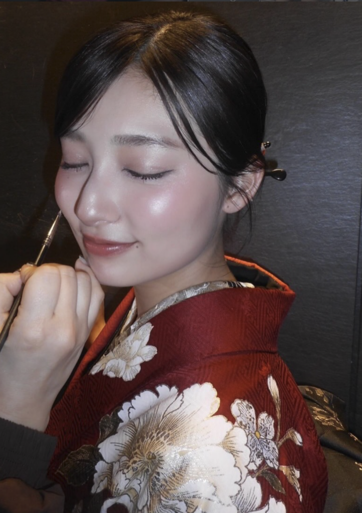 彼氏はガテン系男子！村上宗隆似の彼との熱愛報道の裏側とは