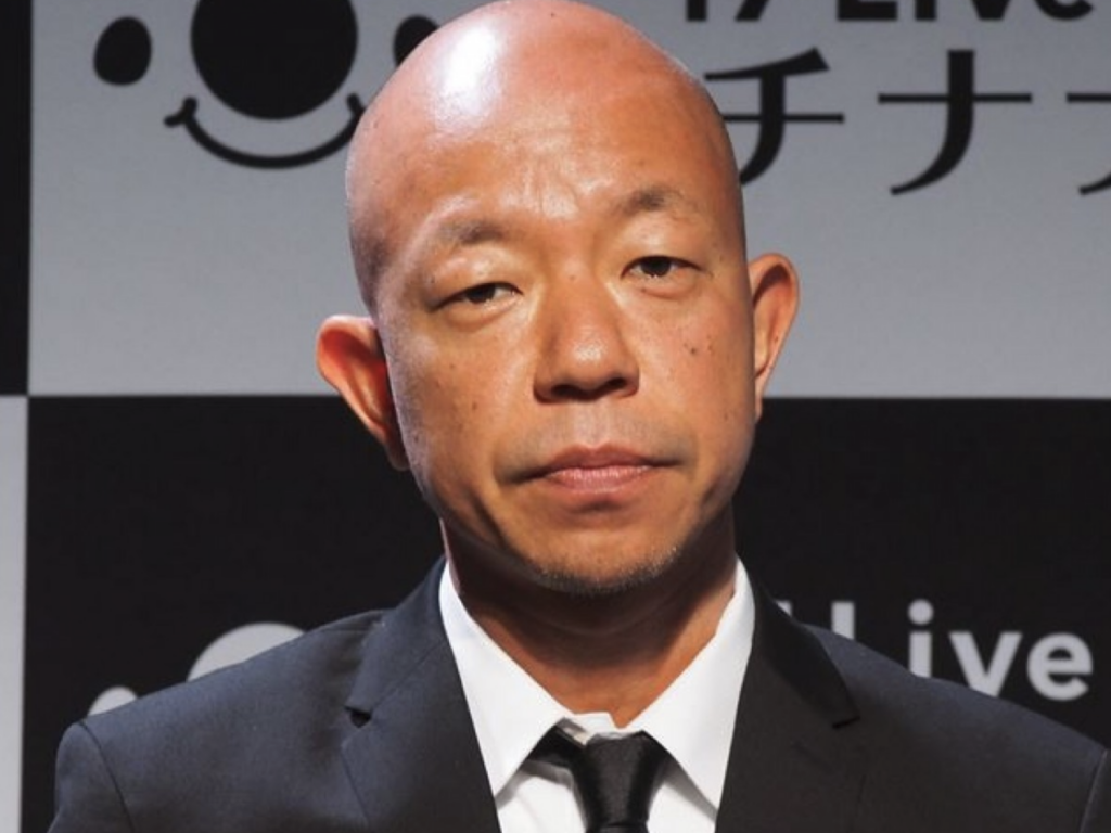 小峠英二と坂口杏里の馴れ初めと交際期間