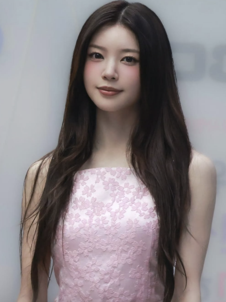 ILLITモカの高校卒業から現在！指の噂とデビュー秘話