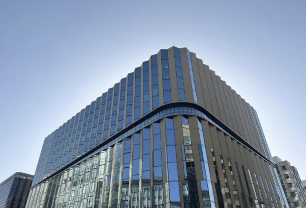 西日本シティ銀行のSNS炎上！動画内容から支店や誰か特定？